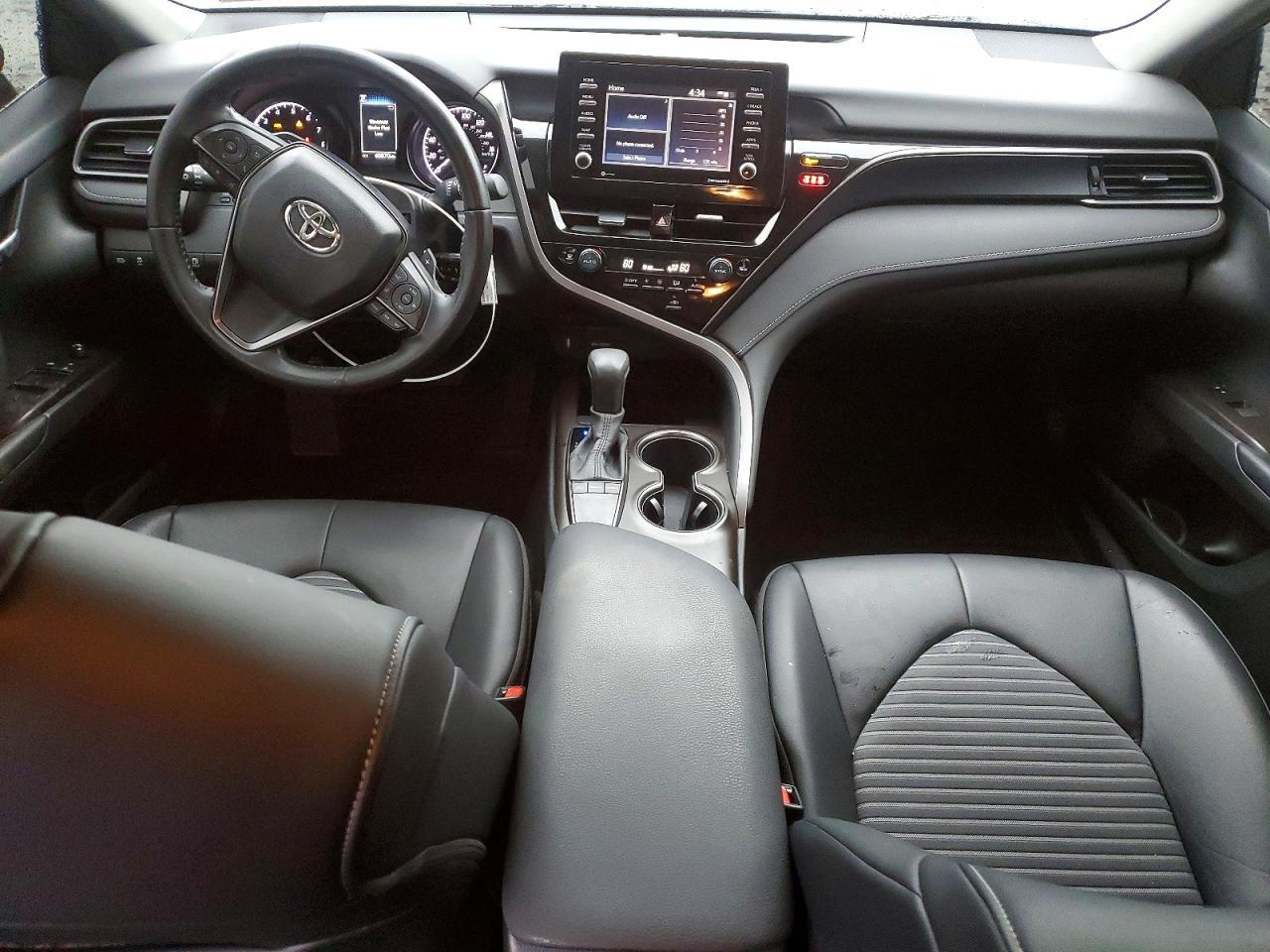 2022 TOYOTA CAMRY