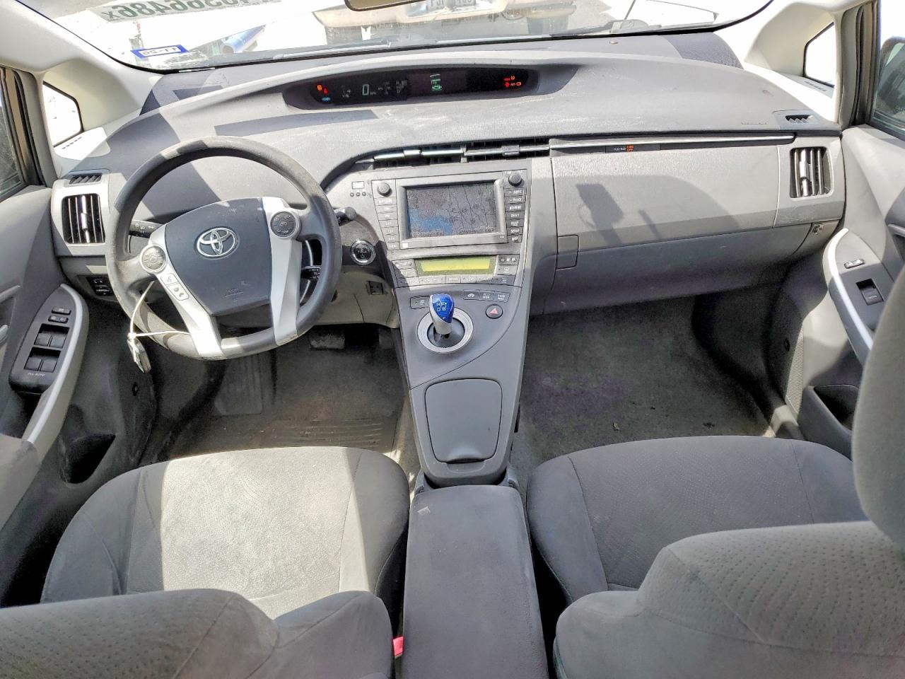 2011 TOYOTA PRIUS