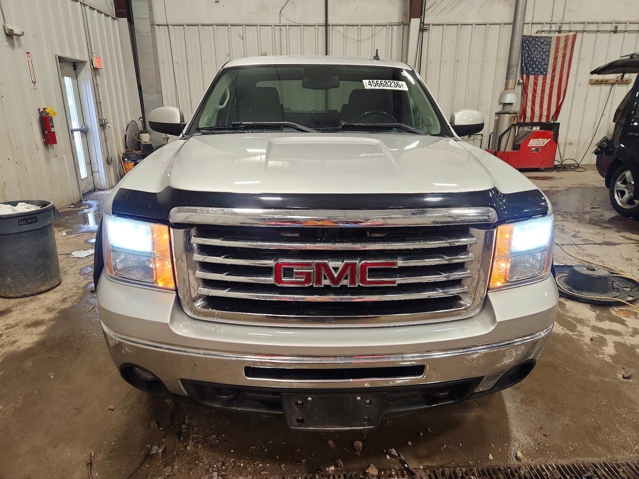 2011 GMC Sierra