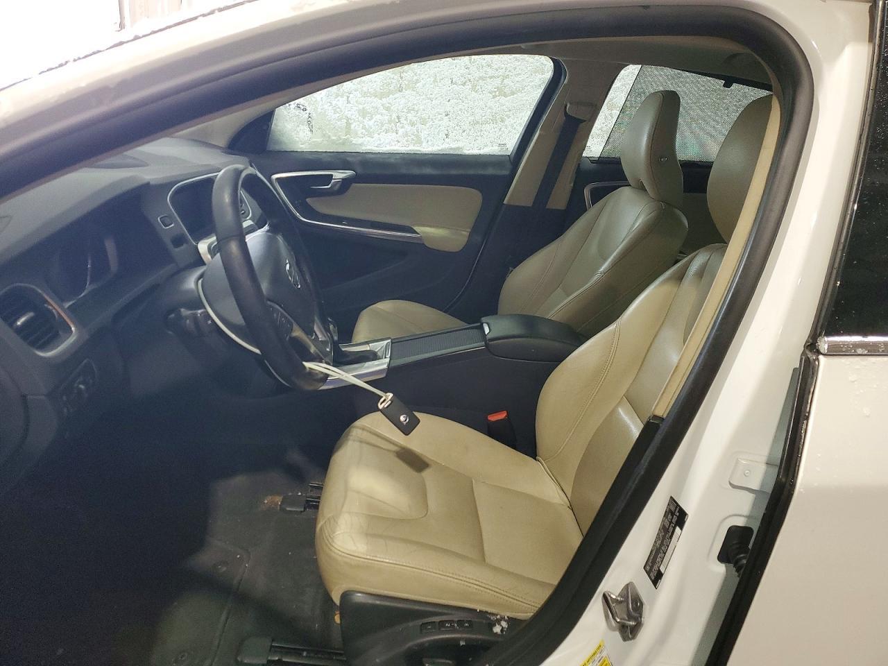 2018 VOLVO S60
