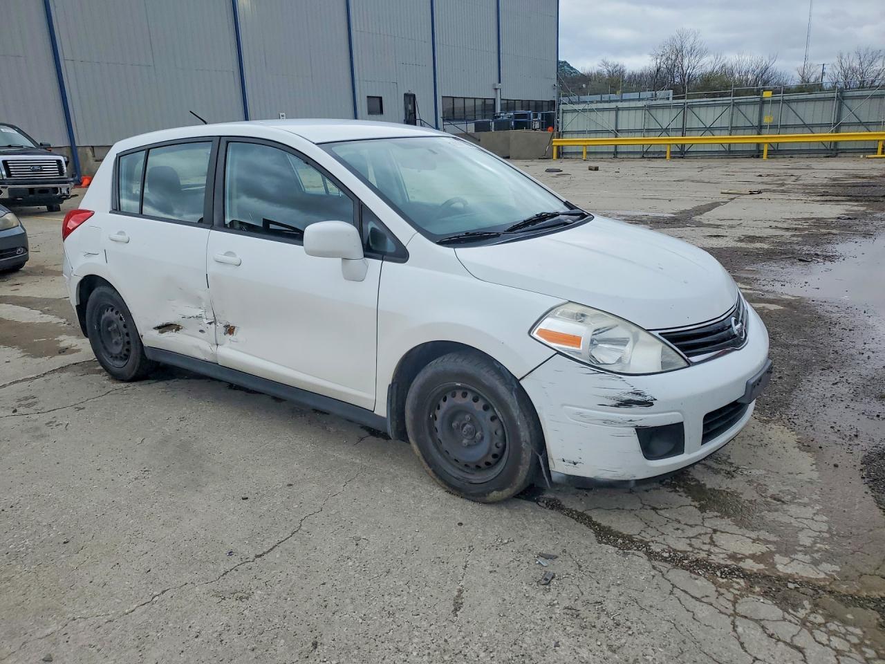 2012 NISSAN VERSA