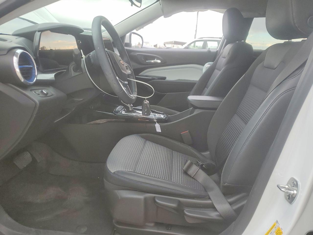 2025 CHEVROLET TRAX