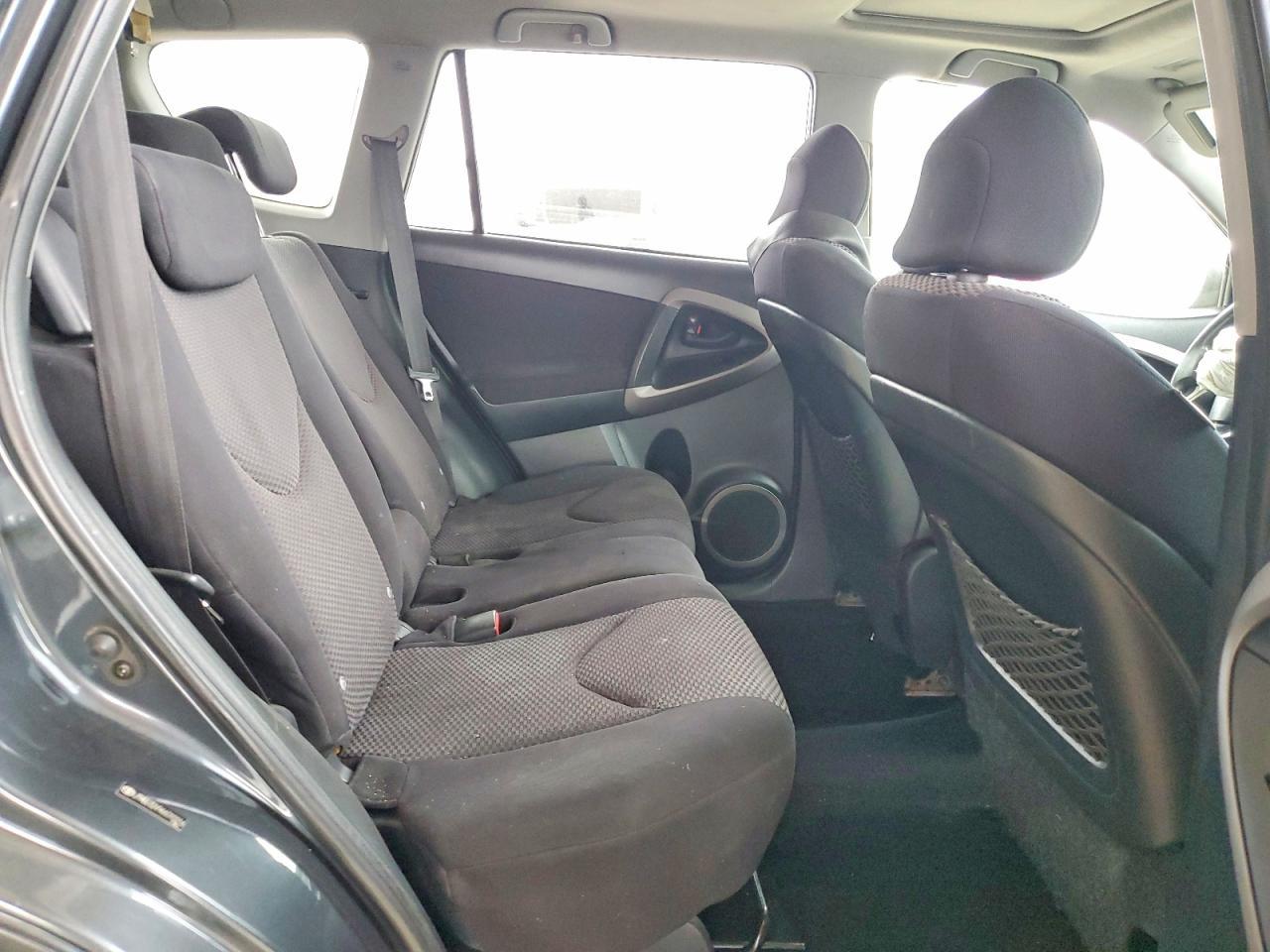 2006 TOYOTA RAV4