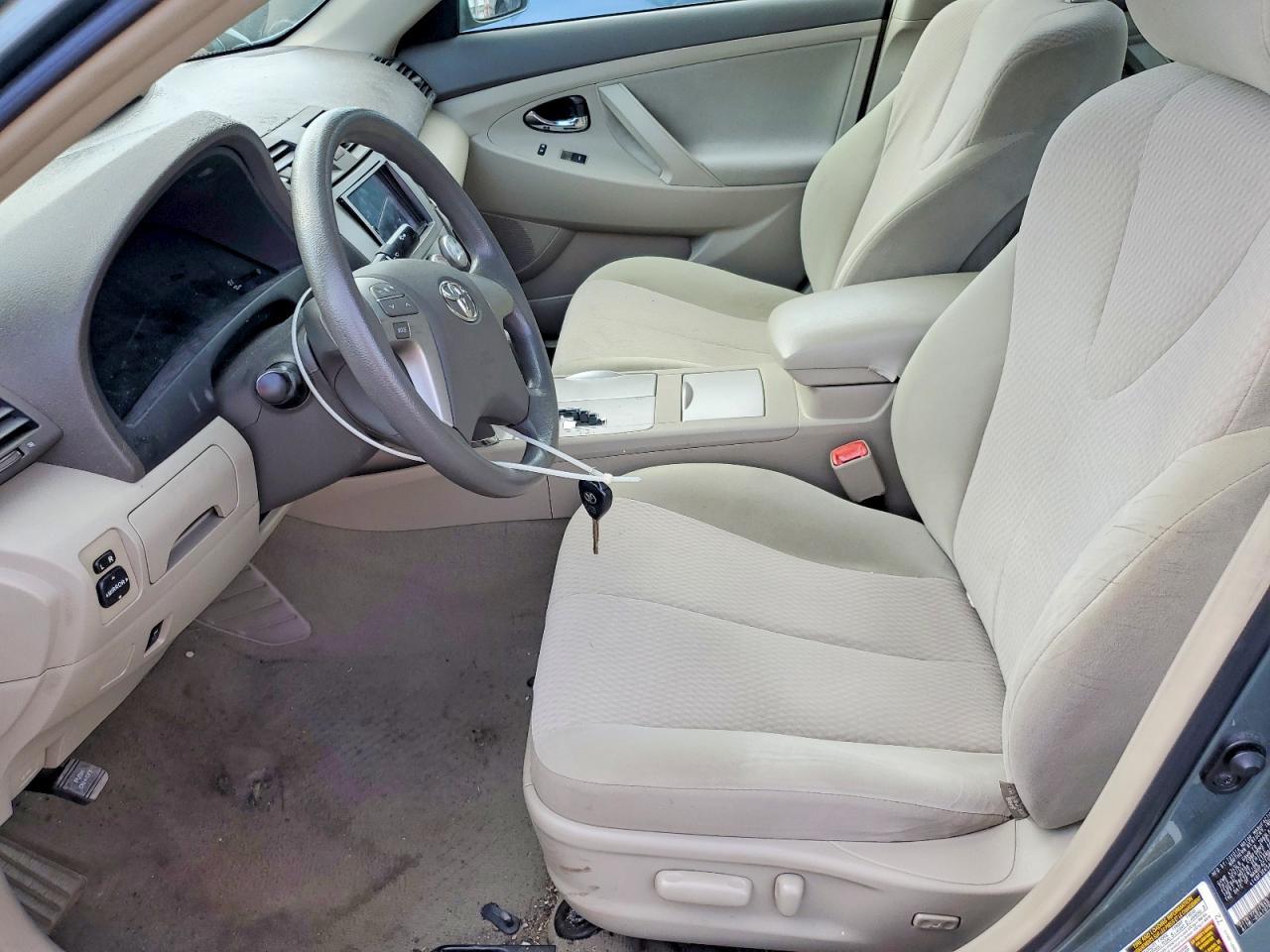 2010 TOYOTA CAMRY