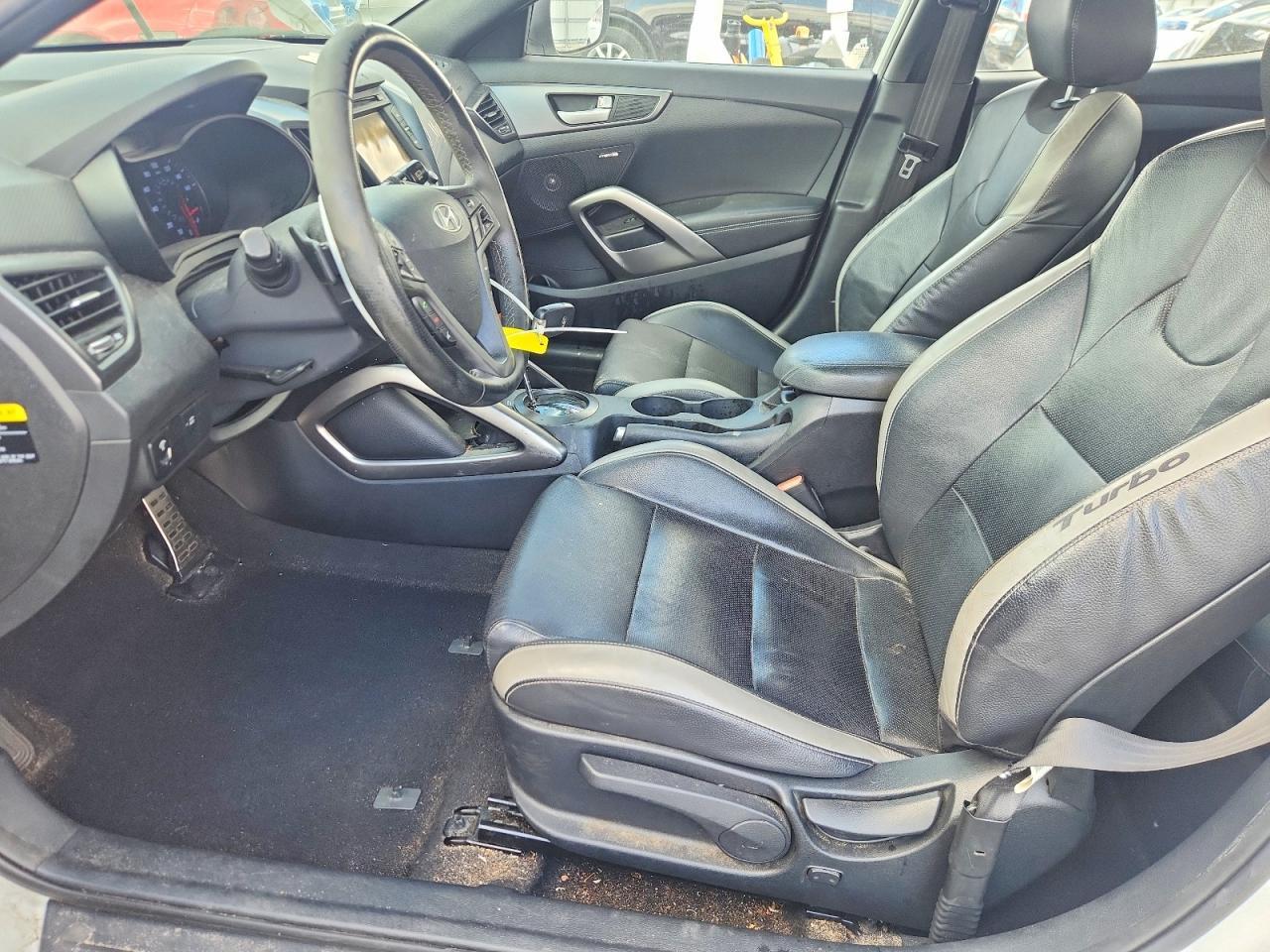 2016 HYUNDAI VELOSTER