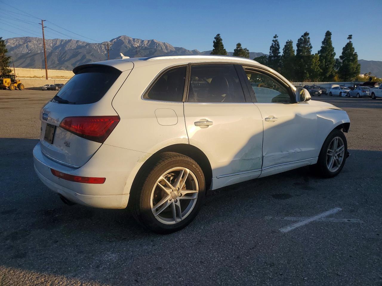 2015 AUDI Q5