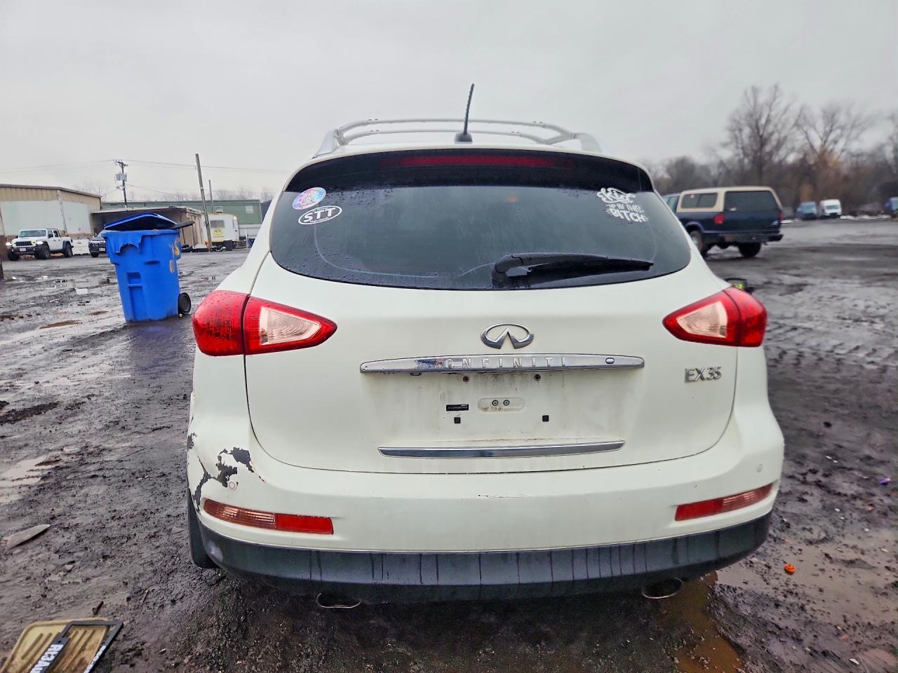 2011 INFINITI EX35
