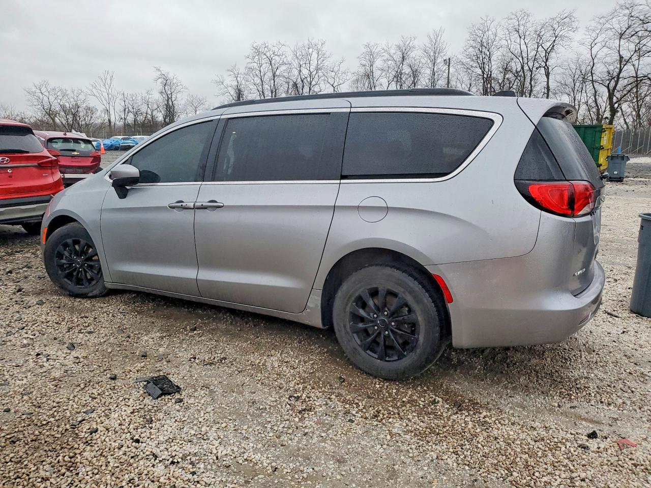 2021 CHRYSLER Voyager