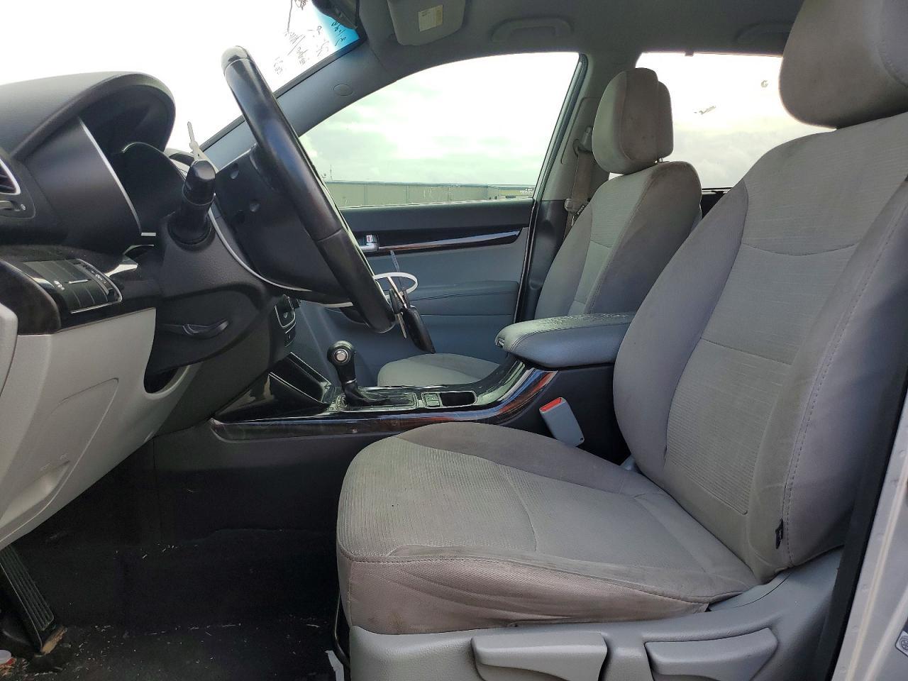 2014 KIA SORENTO