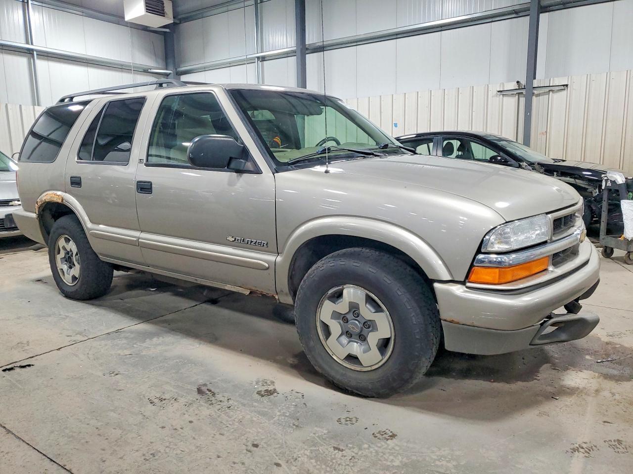 2002 CHEVROLET BLAZER