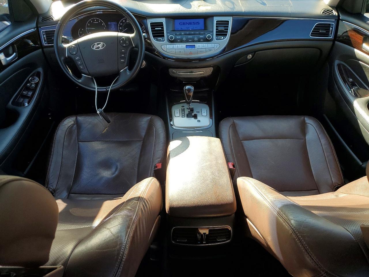 2012 HYUNDAI GENESIS