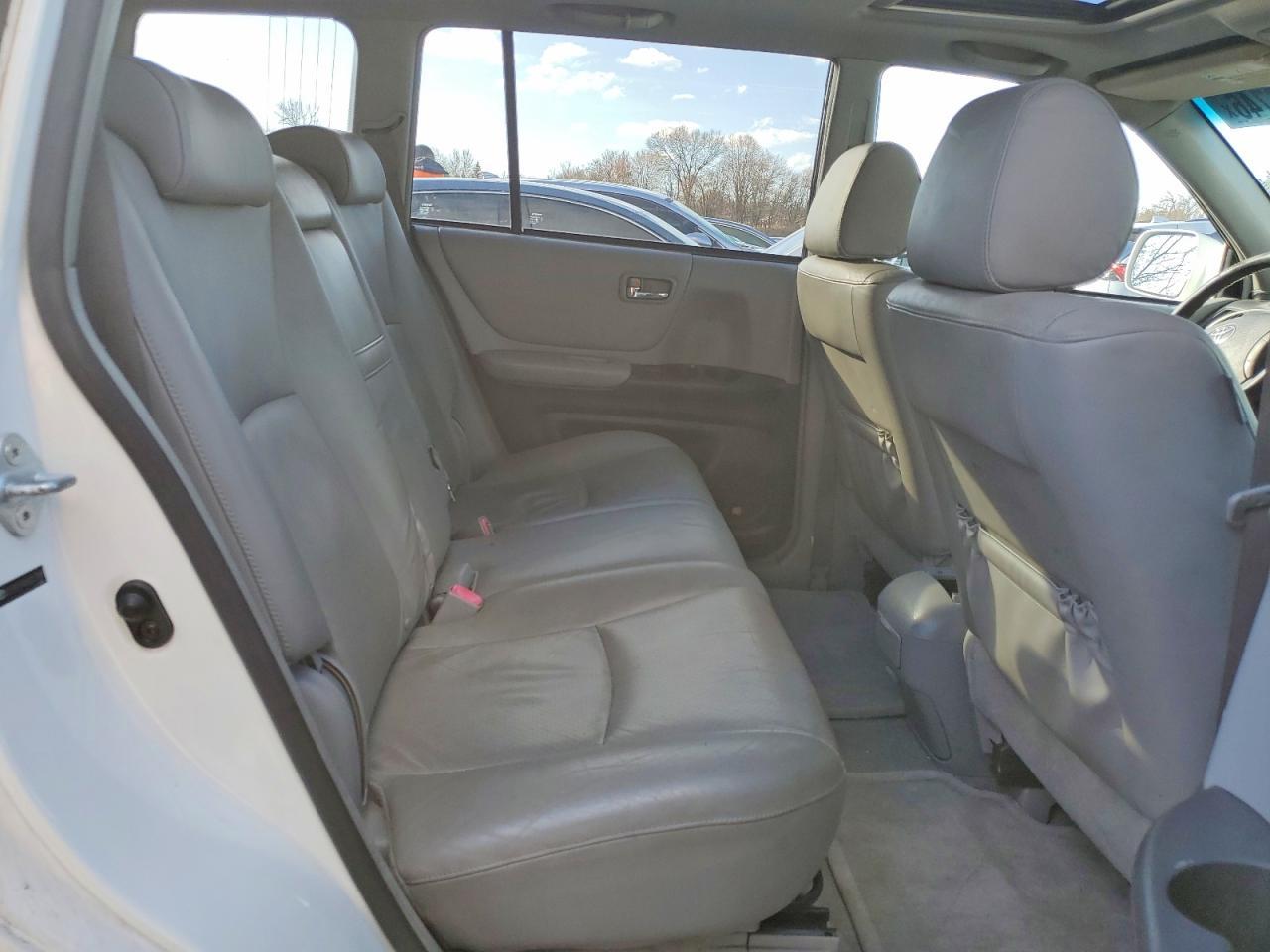 2006 TOYOTA HIGHLANDER