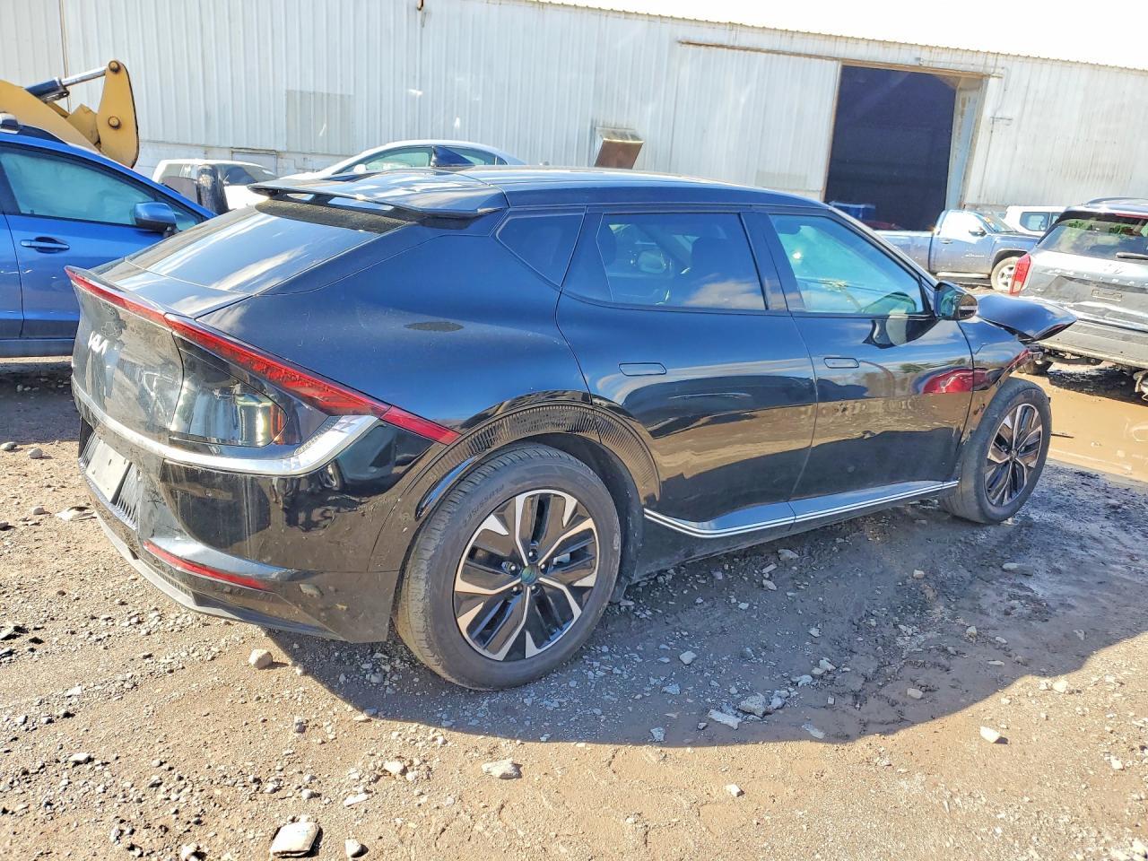2023 KIA EV6