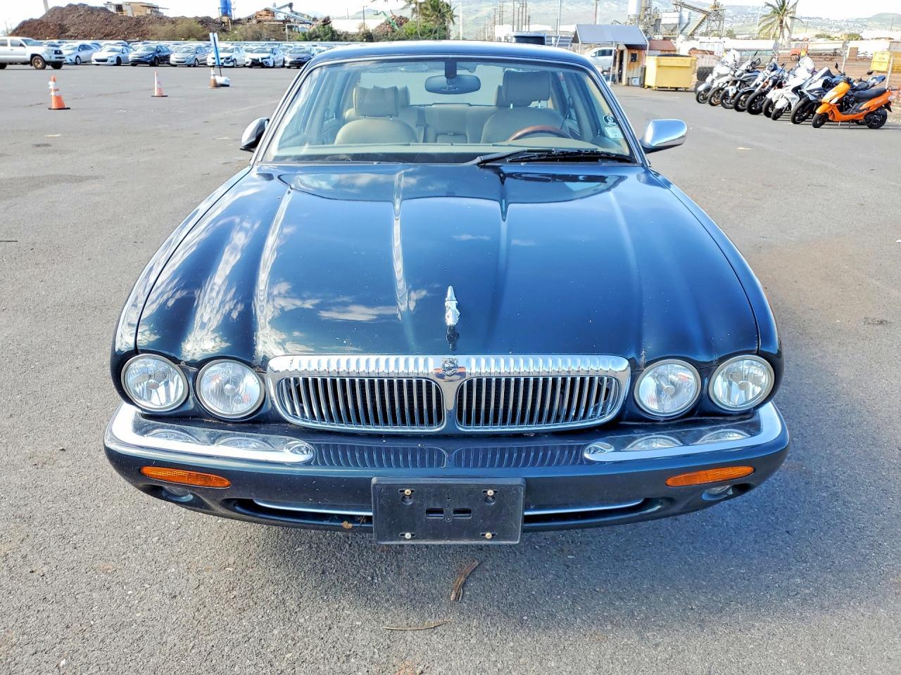 2001 JAGUAR Vandenplas