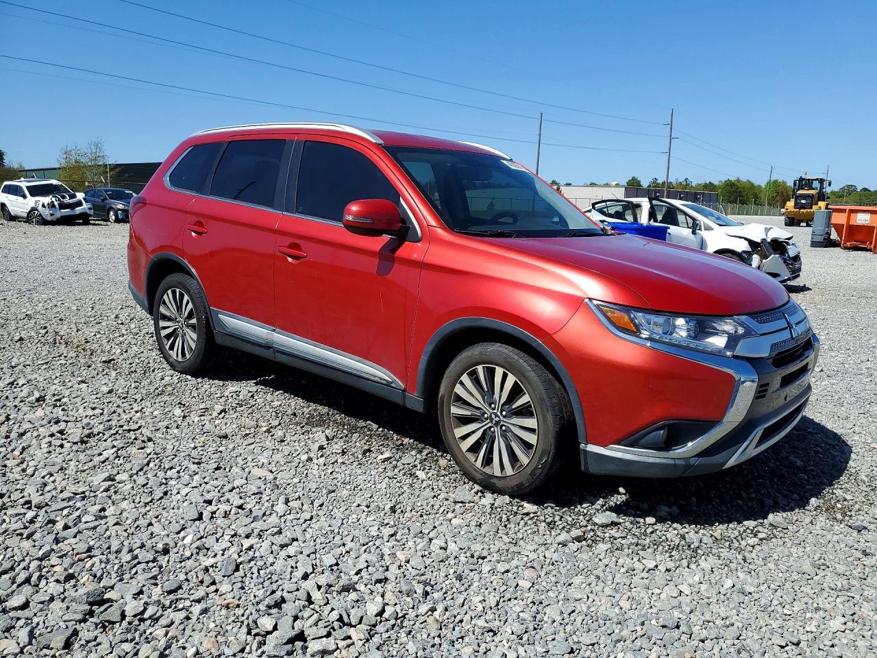 2019 MITSUBISHI outlander