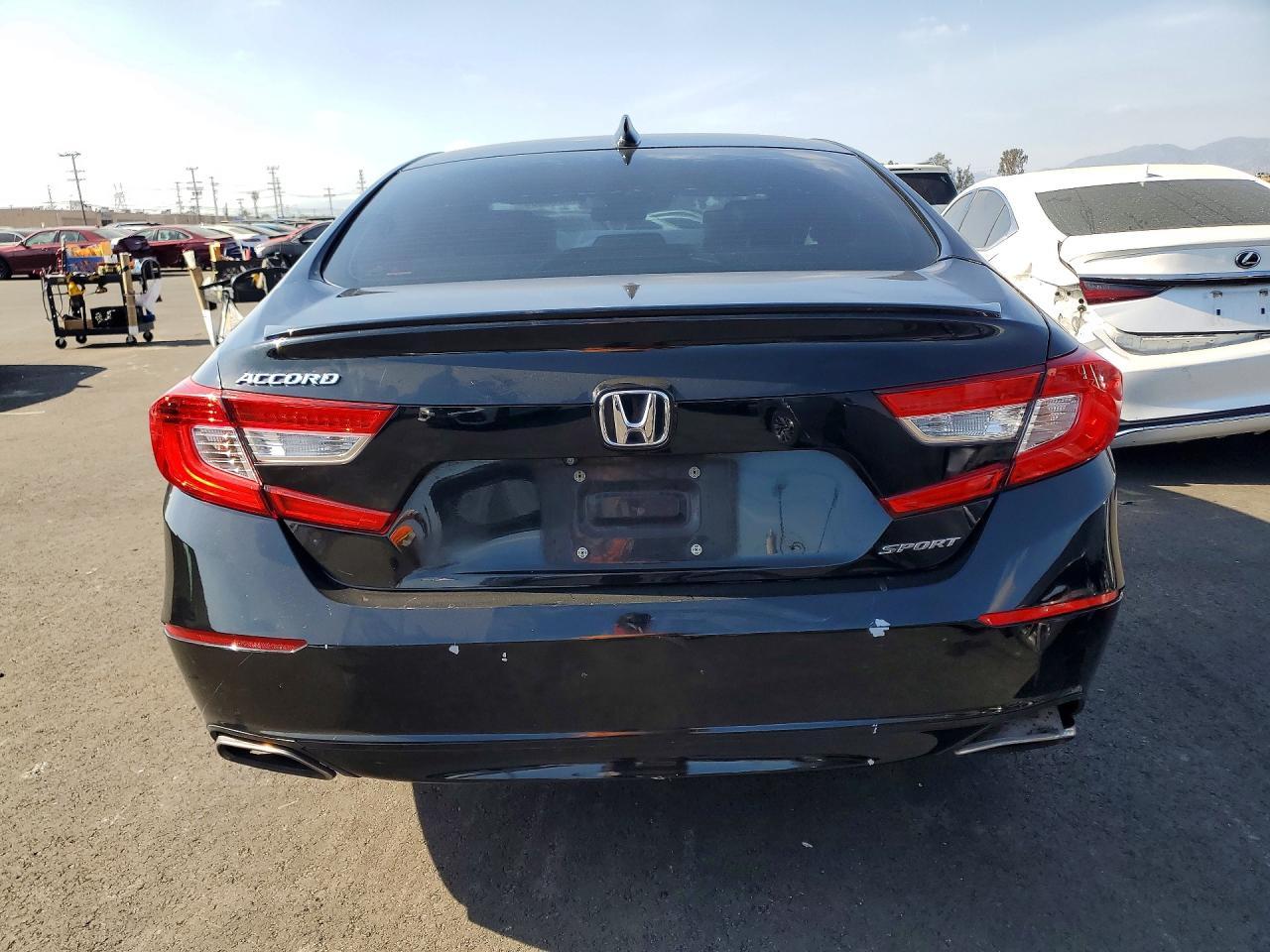 2018 HONDA ACCORD