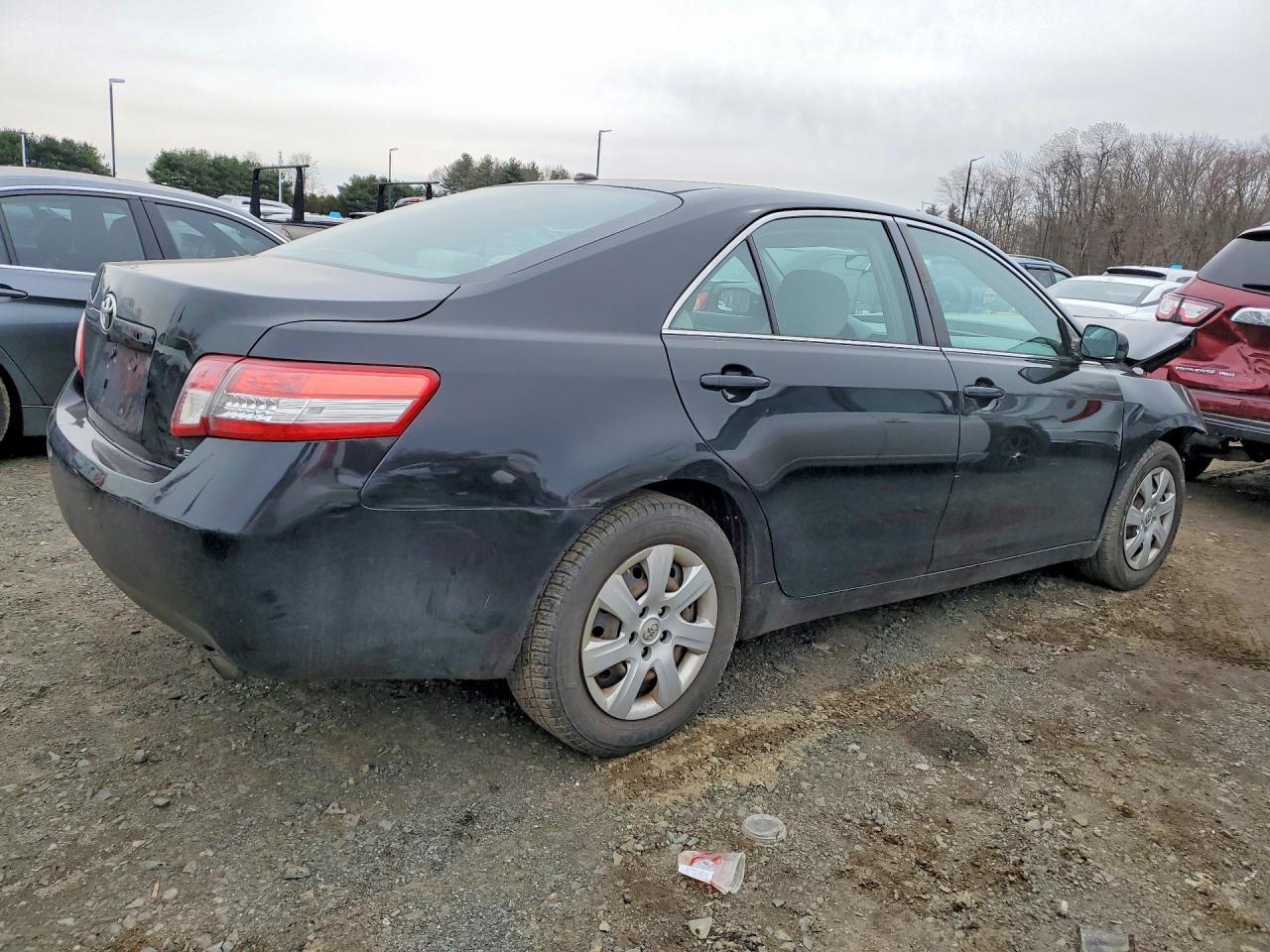 2010 TOYOTA CAMRY