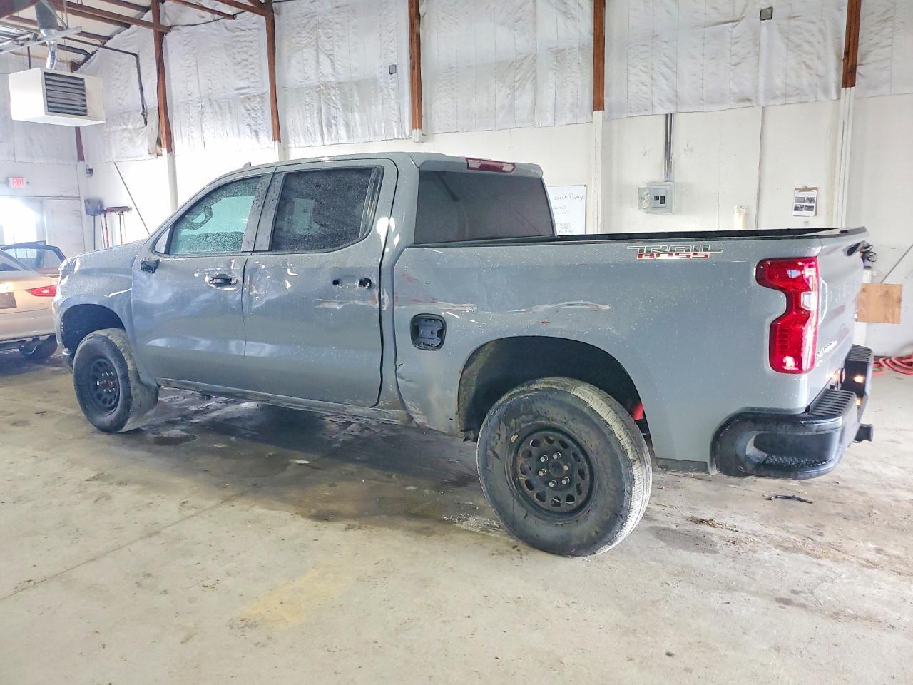 2024 CHEVROLET Silverado