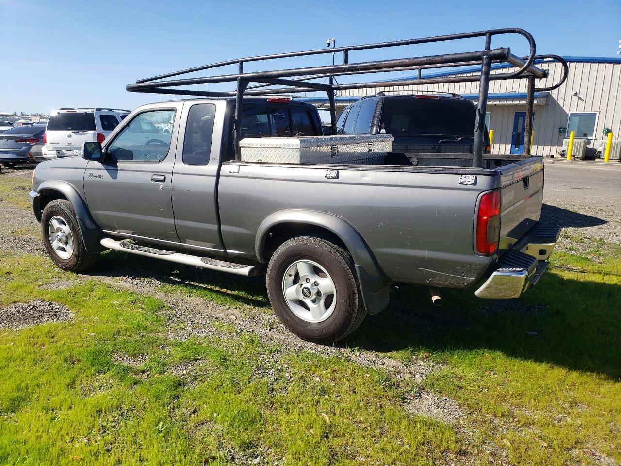 2000 NISSAN Frontier