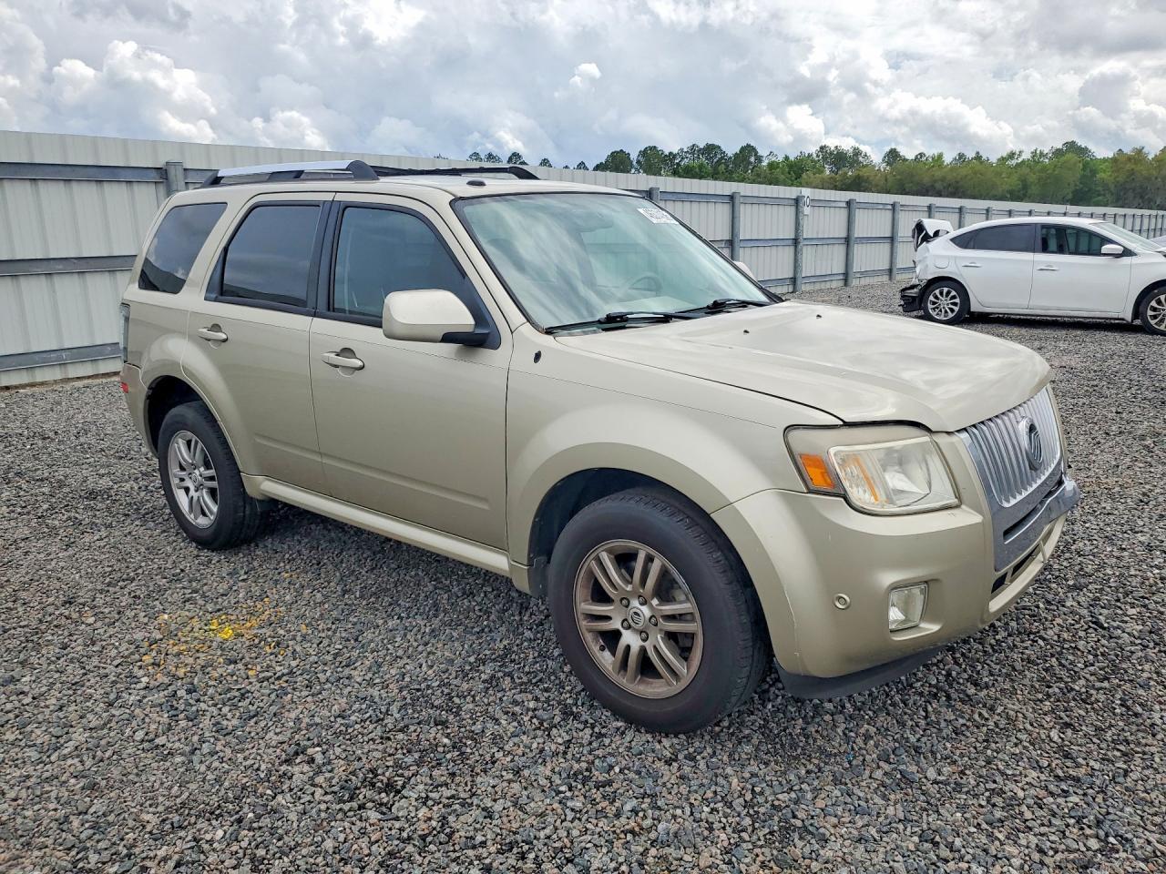 2010 MERCURY Mariner