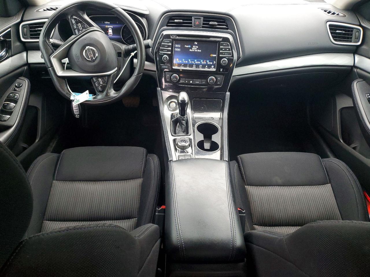 2016 NISSAN Maxima