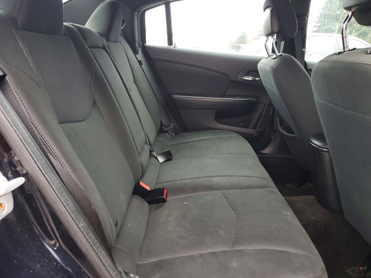 2011 CHRYSLER 200