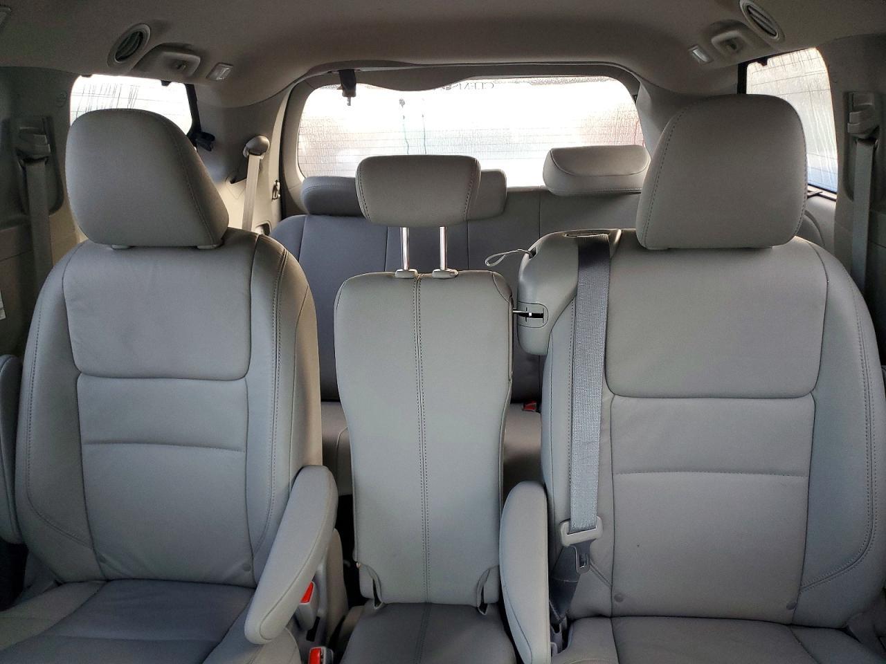 2018 TOYOTA SIENNA