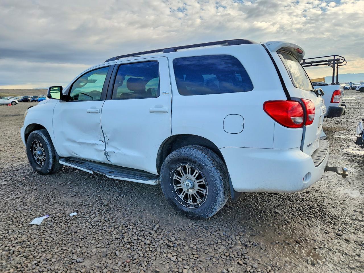 2008 TOYOTA Sequoia