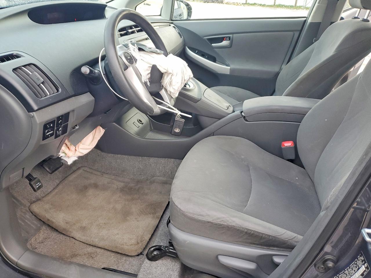 2011 TOYOTA PRIUS