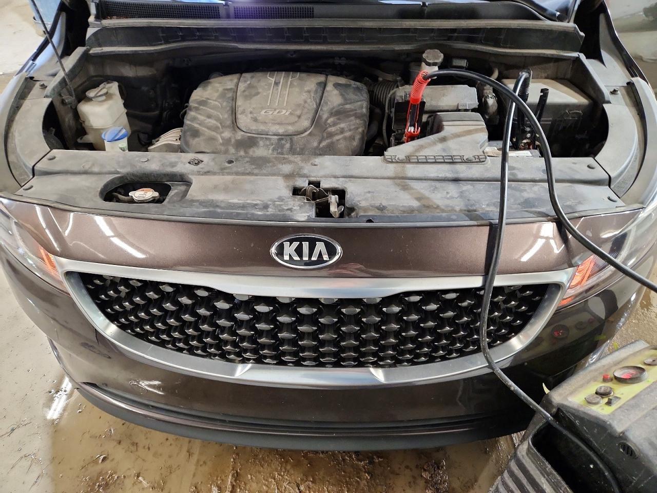 2016 KIA SEDONA