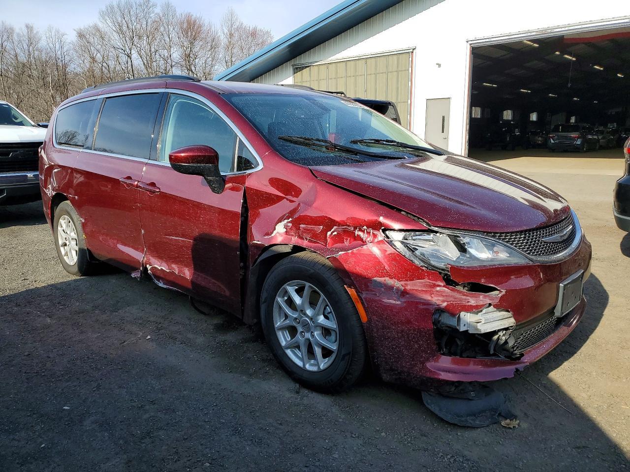 2021 CHRYSLER Voyager
