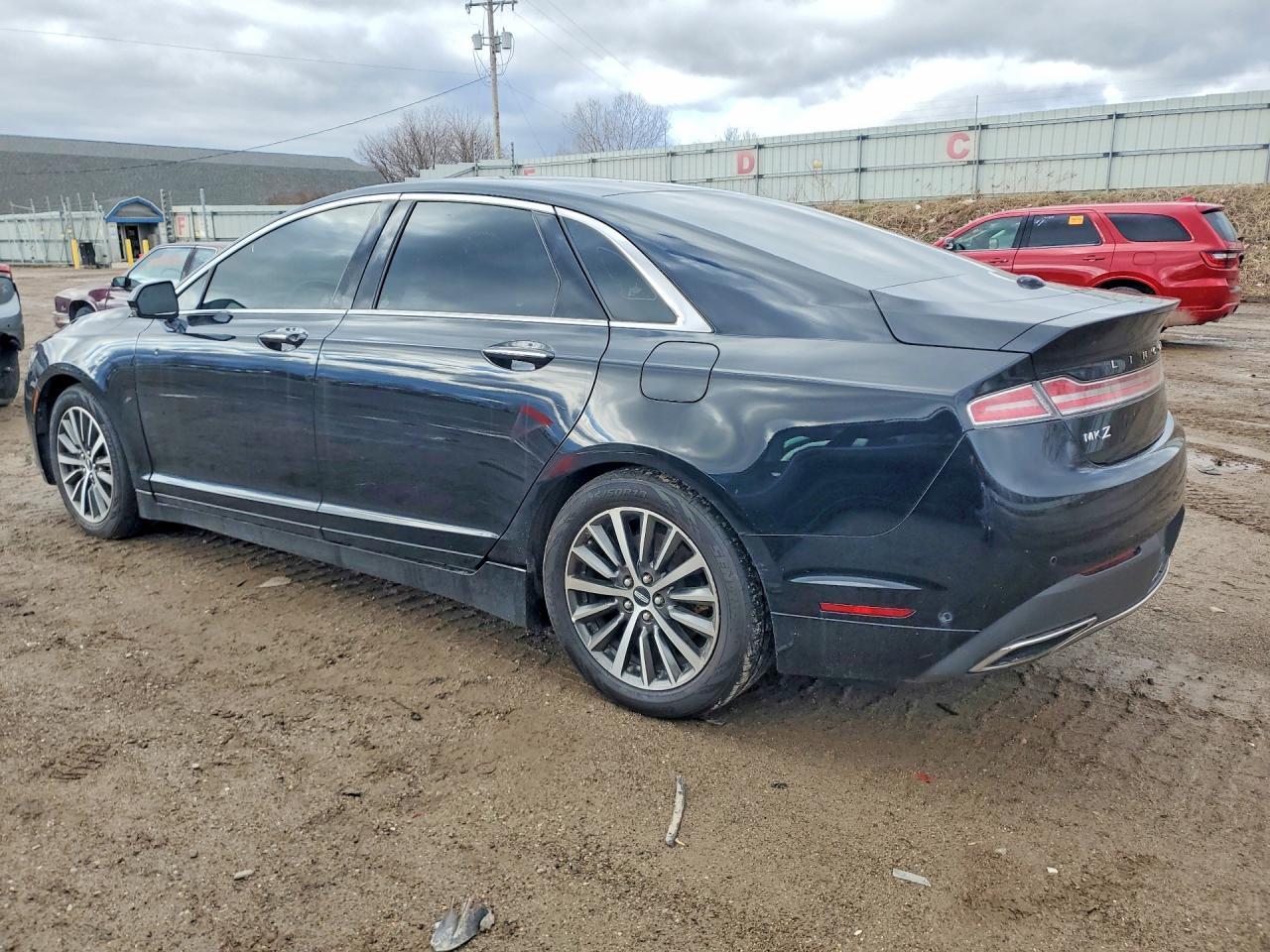 2017 LINCOLN MKZ