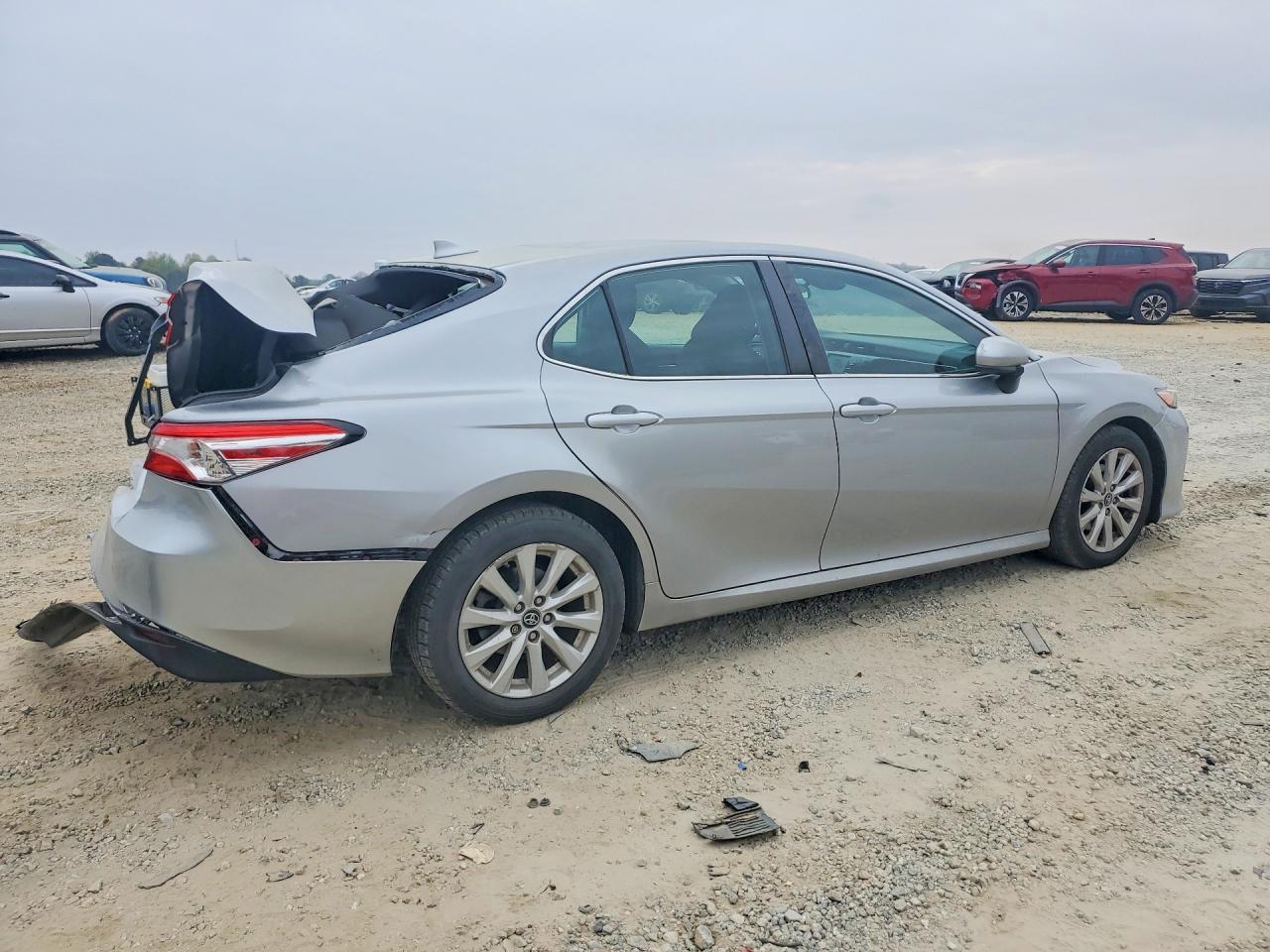 2019 TOYOTA CAMRY