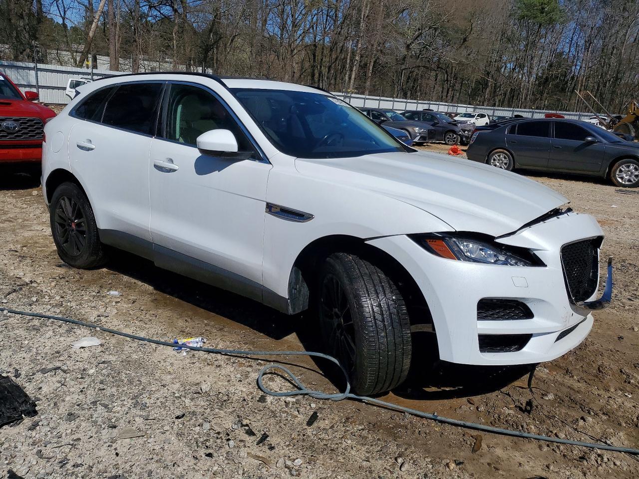 2018 JAGUAR F-Pace