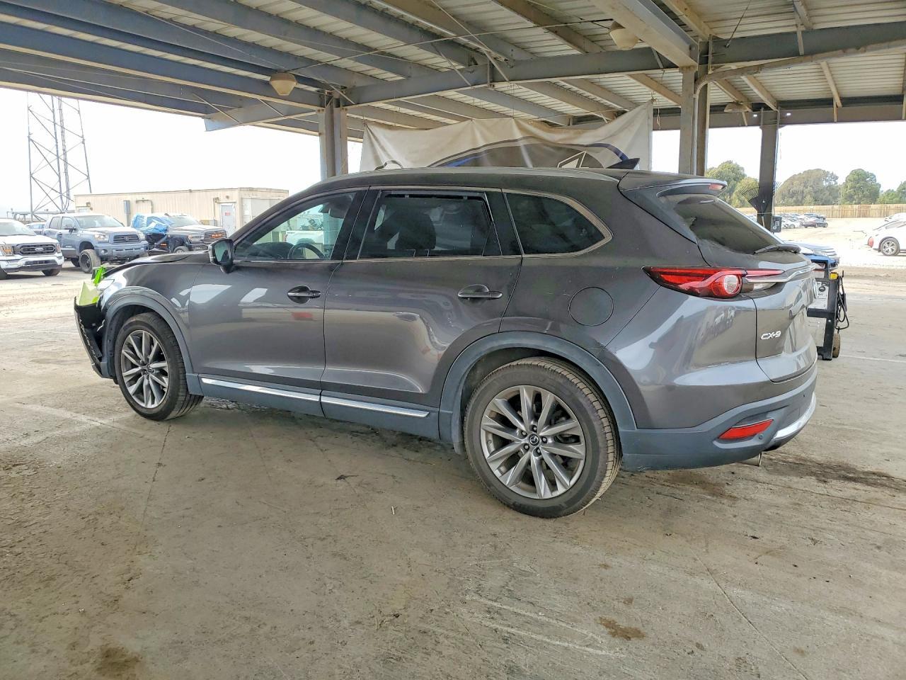 2018 MAZDA CX-9