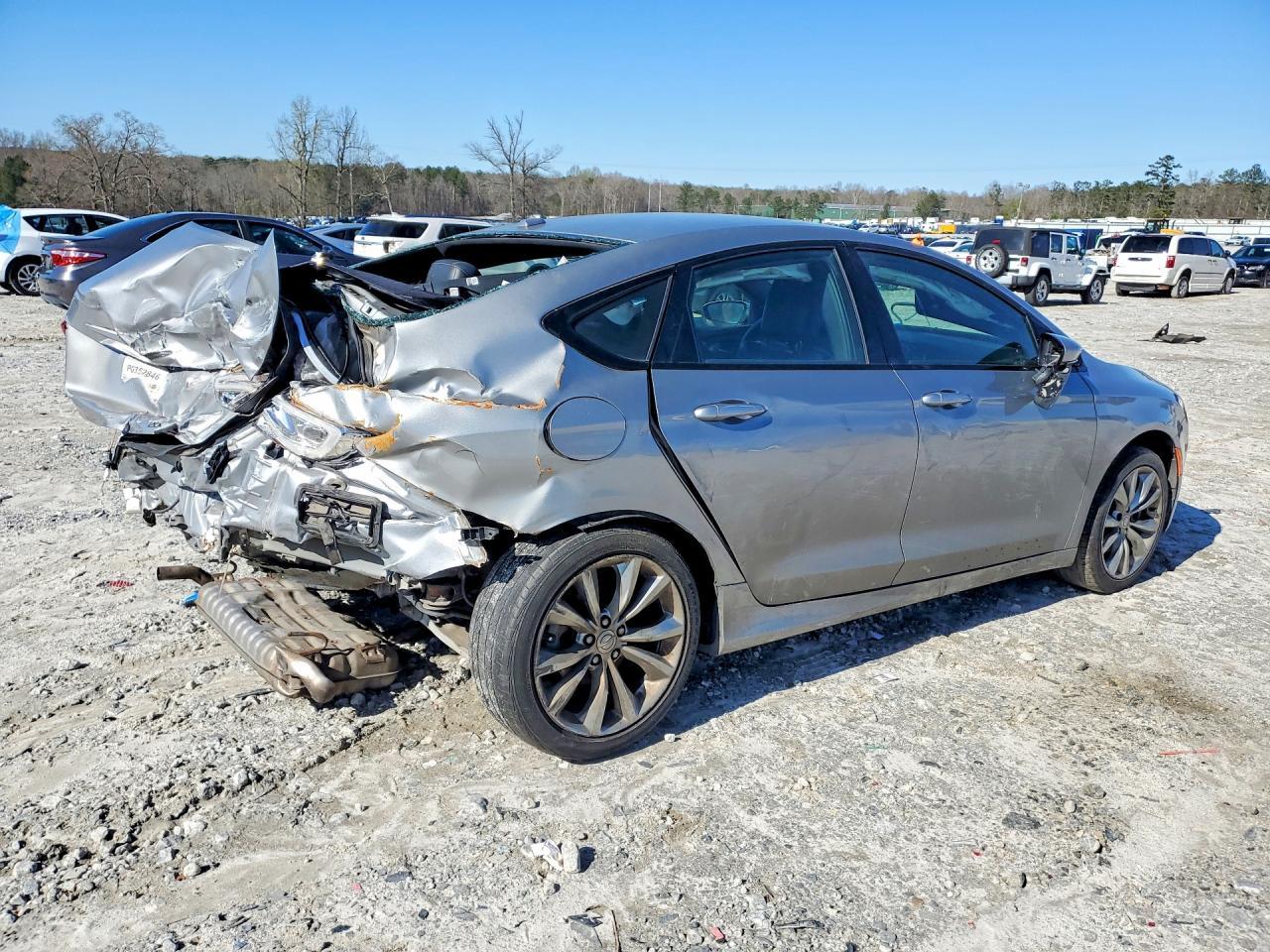 2015 CHRYSLER 200