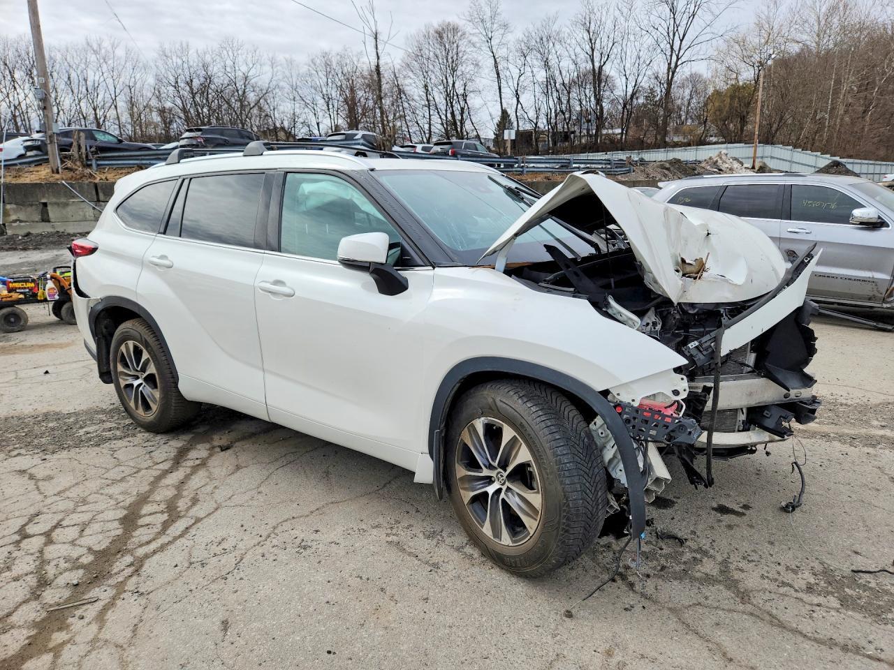 2020 TOYOTA HIGHLANDER