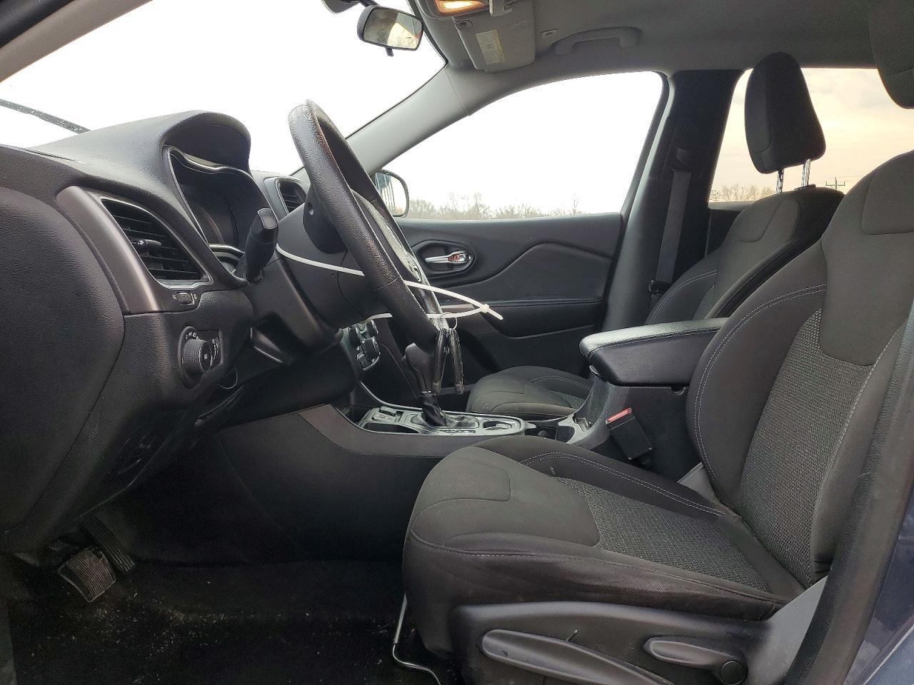 2019 JEEP CHEROKEE