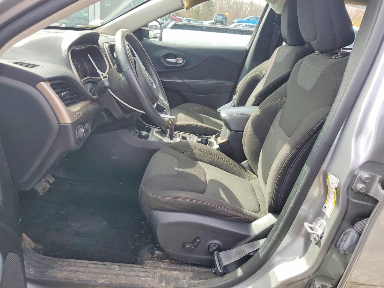 2016 JEEP CHEROKEE