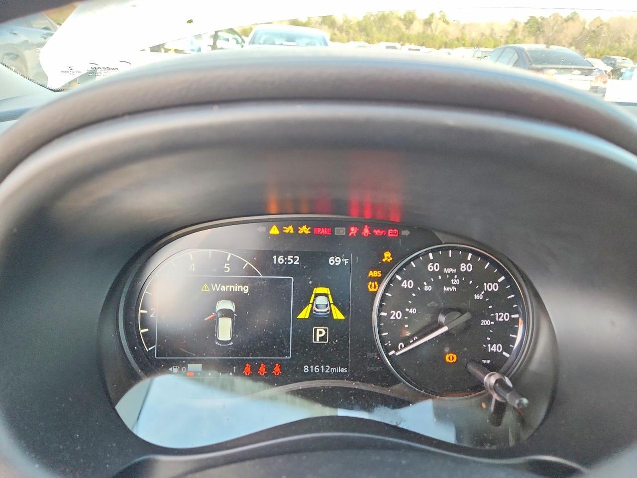 2022 NISSAN KICKS
