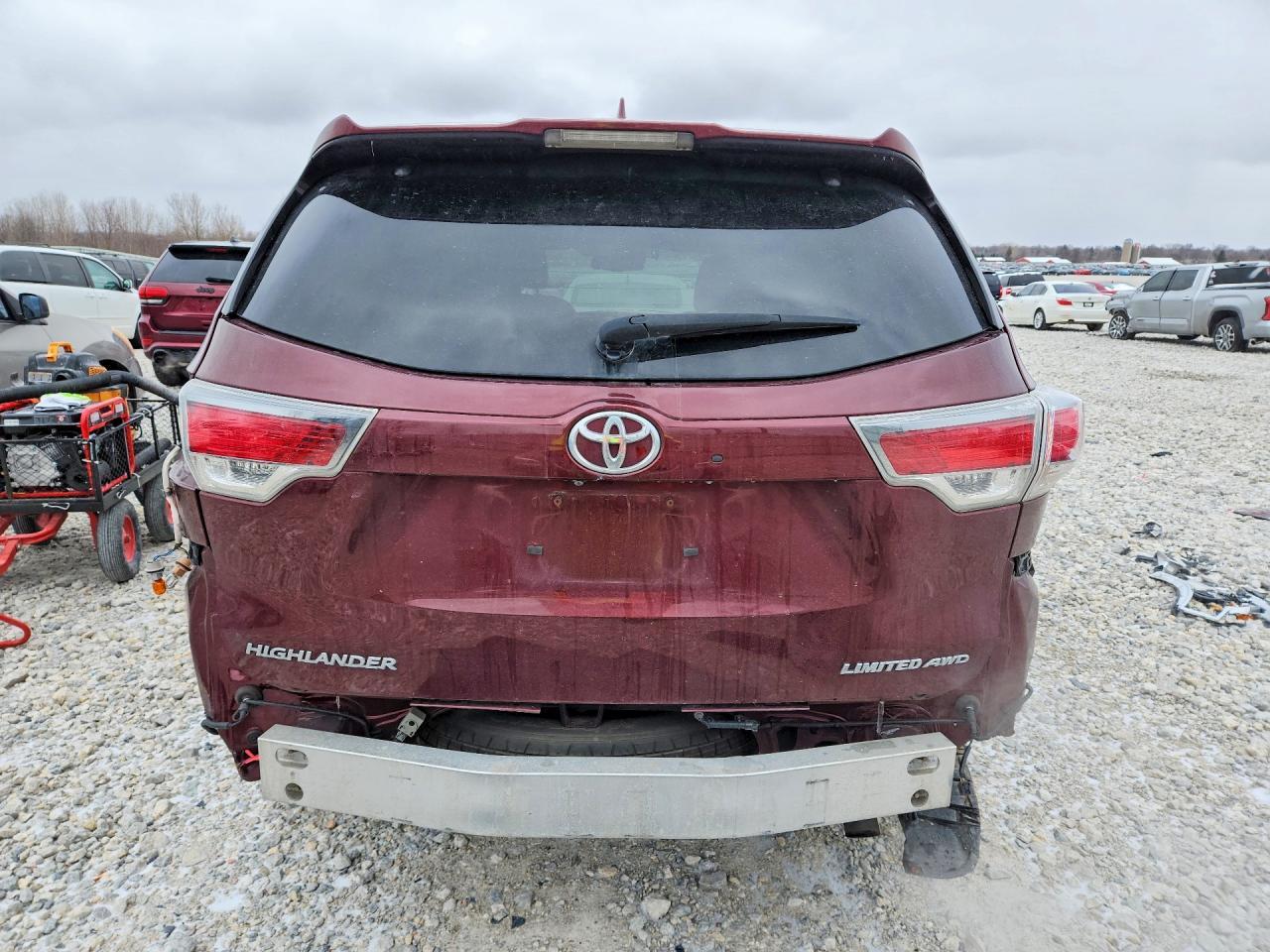 2016 TOYOTA HIGHLANDER