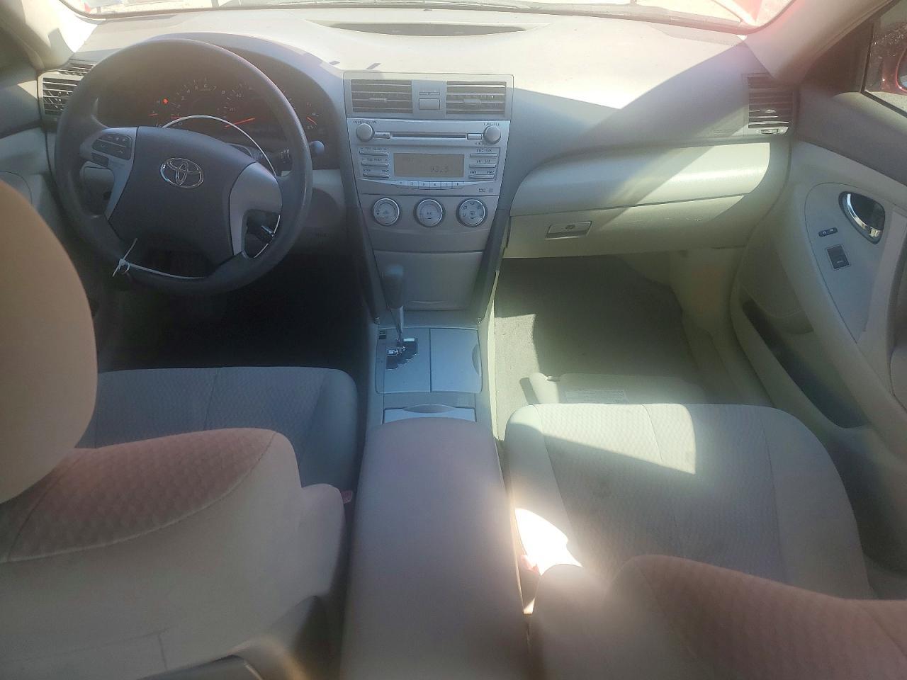 2011 TOYOTA CAMRY