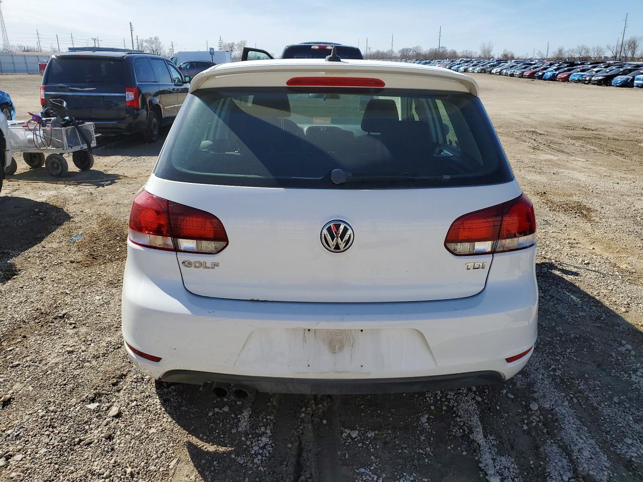 2014 VOLKSWAGEN GOLF