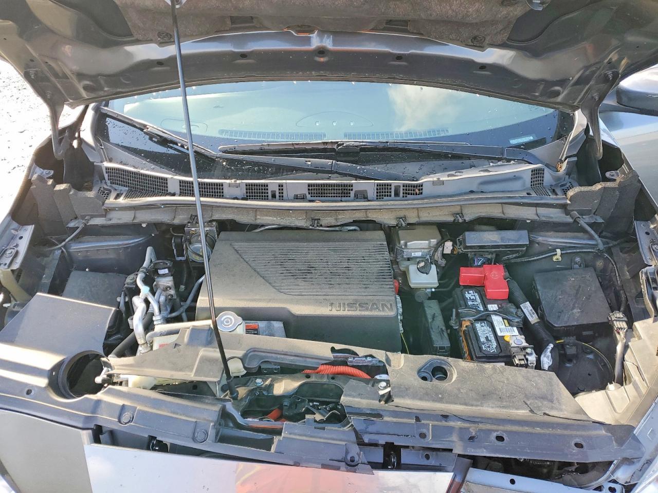 2019 NISSAN LEAF