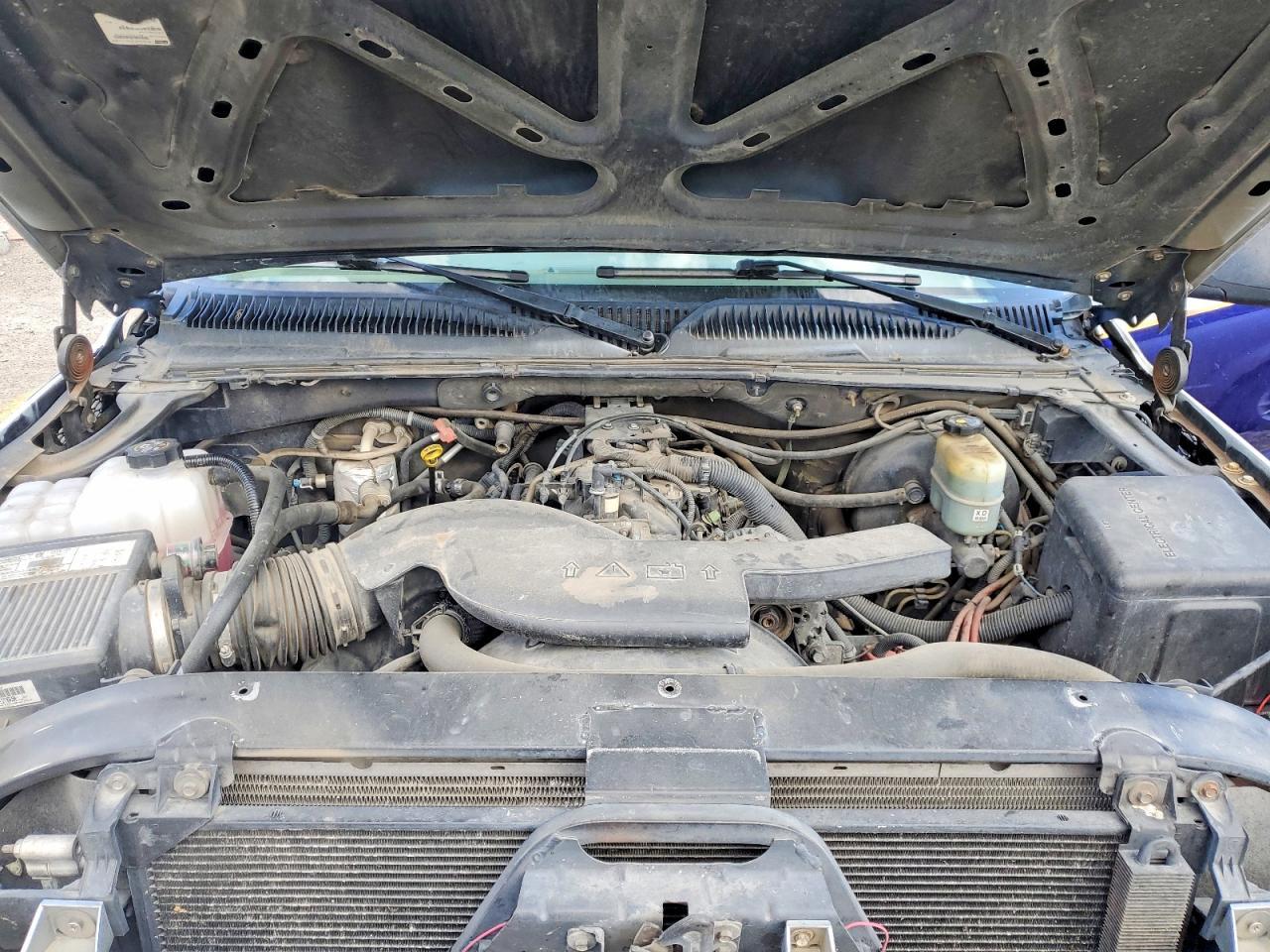 2002 CHEVROLET Tahoe