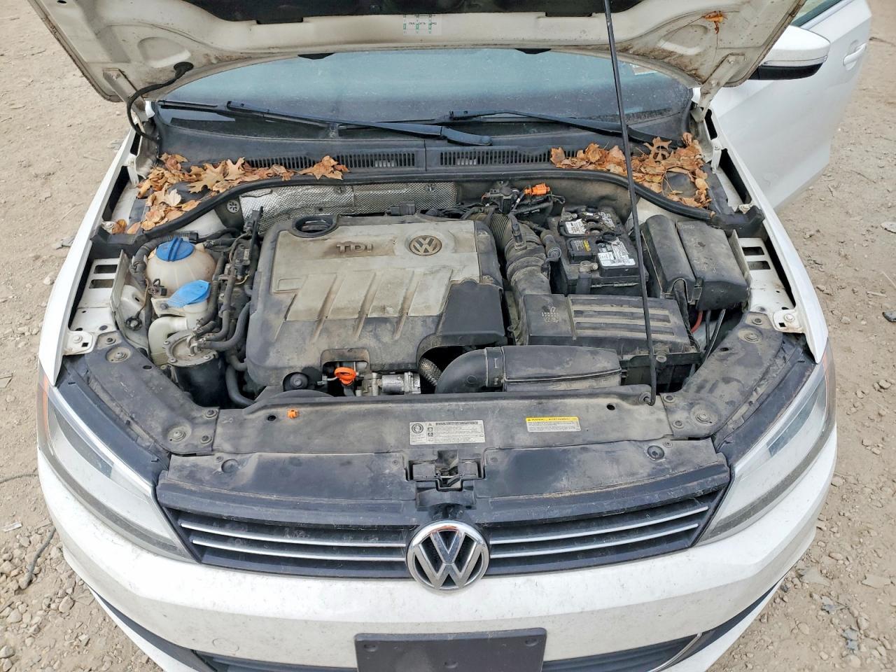 2013 VOLKSWAGEN JETTA