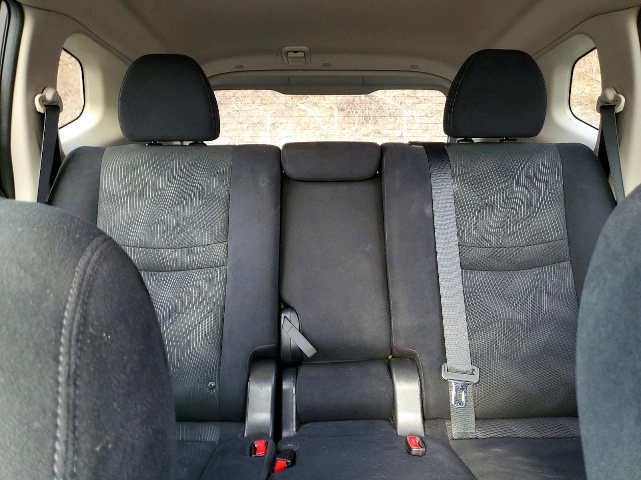 2015 NISSAN ROGUE