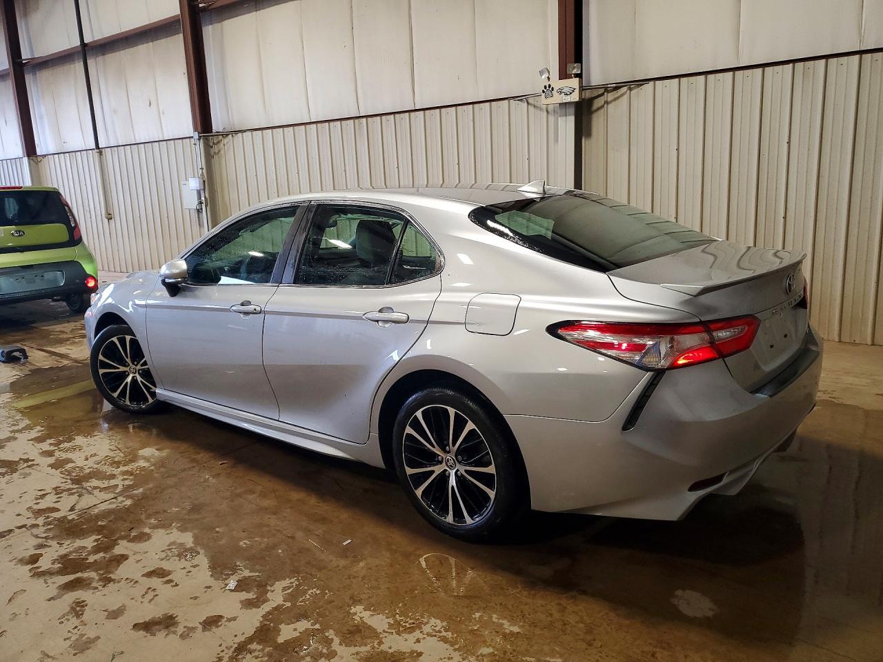 2020 TOYOTA CAMRY