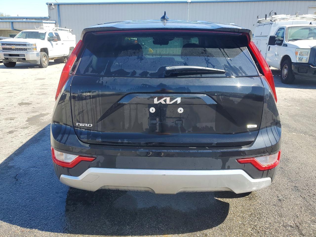2025 KIA Niro