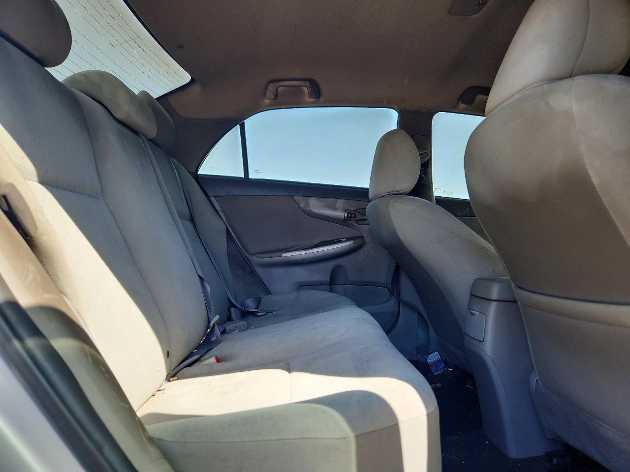2011 TOYOTA COROLLA
